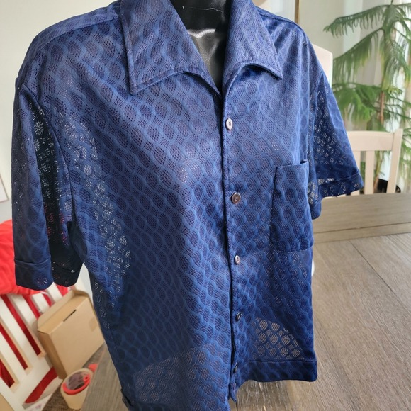 WEEKENDER OF MIAMI Tops - VTG Mint 70s Shirt Size Medium See Through Button-up Blue Top Textured Mint A15